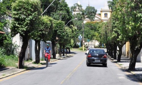 Prefeitura de Itatiaia inicia trabalho de identificação de ruas do município por meio de CEPs
